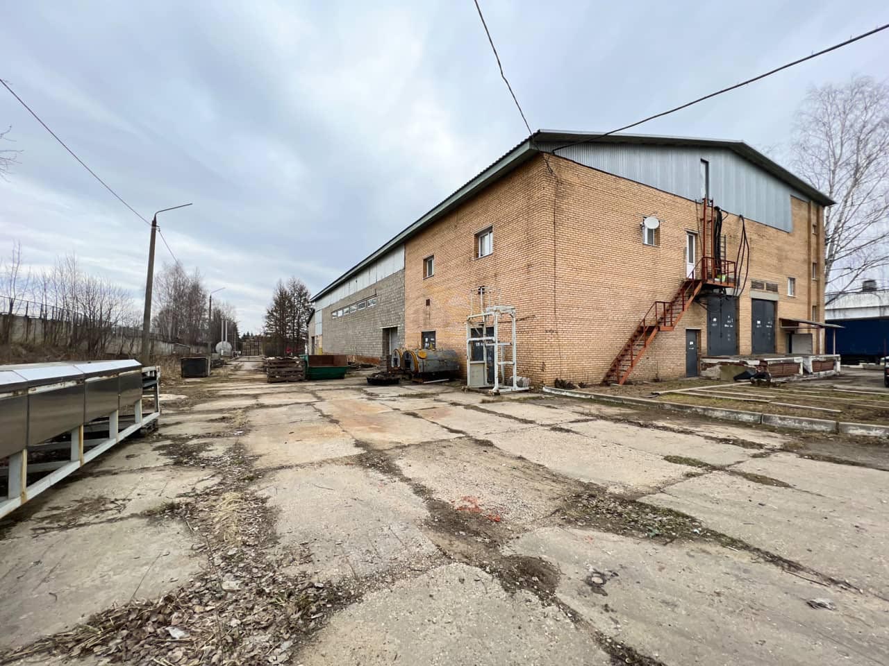 Продается производственный цех 1536 м² + участок 43 сотки – действующий бизнес / 95000000 руб. / КварталСити