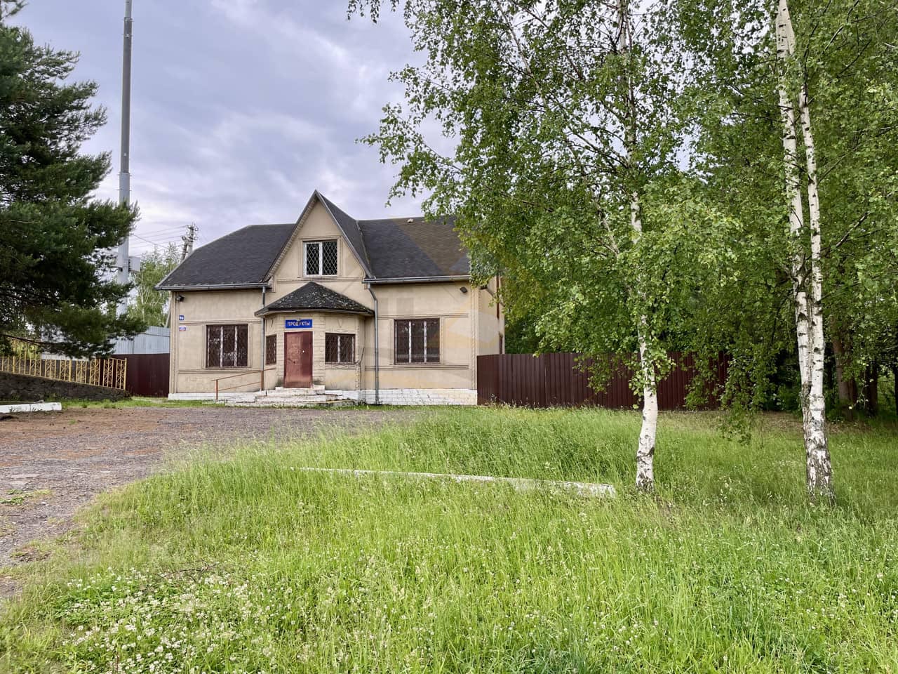 Готовый магазин с оборудованием в Прудцах! 2 этажа, 160 м², рядом водоём / 12300000 руб. / КварталСити