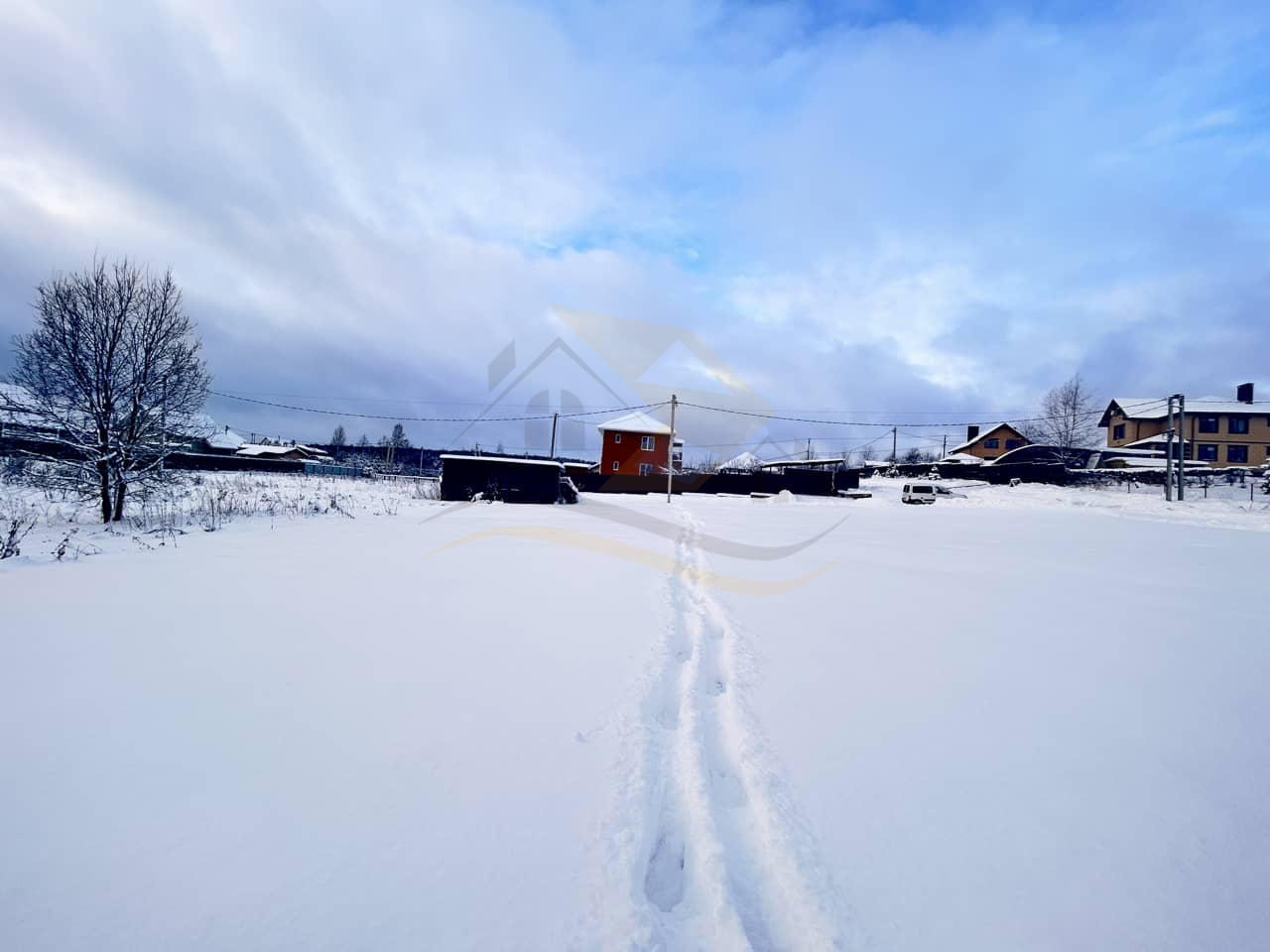 Ровный участок с электричеством в поселке Белояр рядом с лесом. Московская область / 1650000 руб. / КварталСити